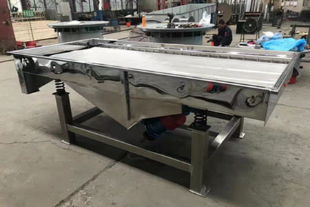 304不銹鋼直線振動篩的應(yīng)用