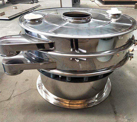 旋振篩出現(xiàn)篩上物在篩網(wǎng)中心團(tuán)聚，不排渣怎么辦?