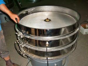 超聲波振動(dòng)篩客戶使用現(xiàn)場(chǎng)